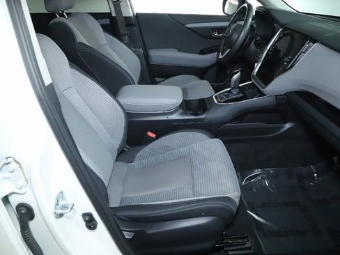 Used 2023 Subaru Outback Premium image 33