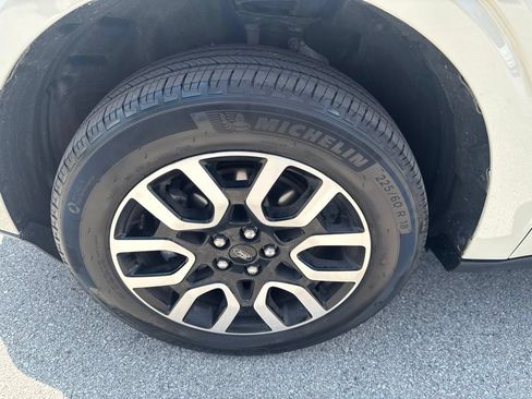 Used 2024 Ford Maverick Lariat AWD/4WD image 47