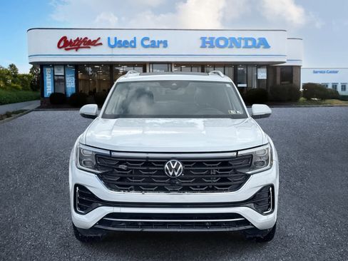 Used 2024 Volkswagen Atlas SEL Premium R-Line image 8