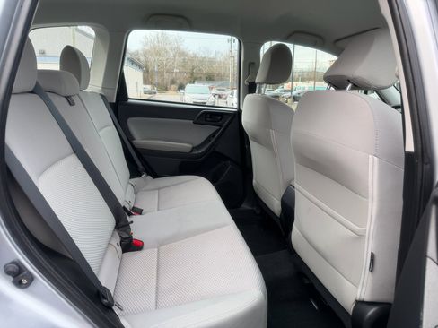 Used 2018 Subaru Forester 2.5i w/ Alloy Wheel Package image 24