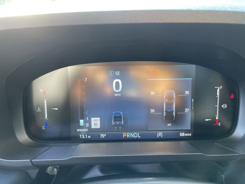 New 2025 Ford Maverick Lariat w/ Black Appearance Package image 19