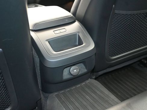 Used 2024 Volvo S60 B5 Core w/ Climate Package FWD image 17
