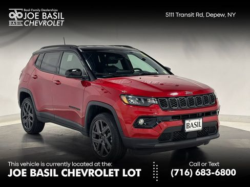 Used 2026 Jeep Compass Limited AWD/4WD image 1