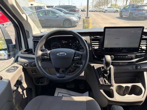 Used 2023 Ford Transit 350 XLT image 16