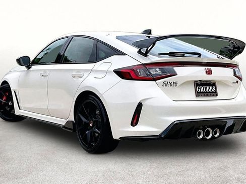Used 2025 Honda Civic Type R image 16