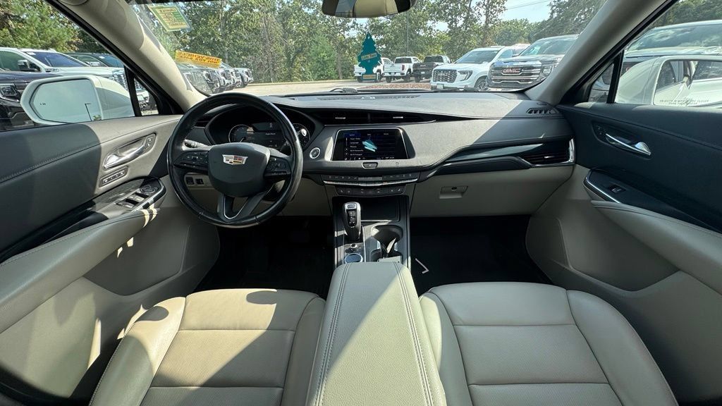 Used 2019 Cadillac XT4 Premium Luxury w/ Driver Assist Package AWD/4WD image 12