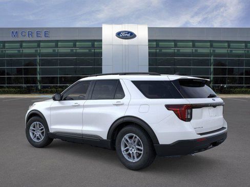 New 2026 Ford Explorer Active RWD image 4