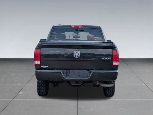 Used 2017 RAM 1500 Express AWD/4WD image 4