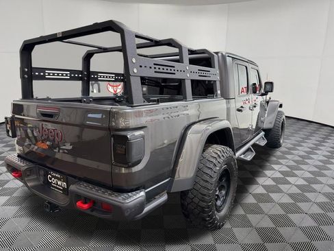Used 2022 Jeep Gladiator Rubicon w/ Cold Weather Group AWD/4WD image 6
