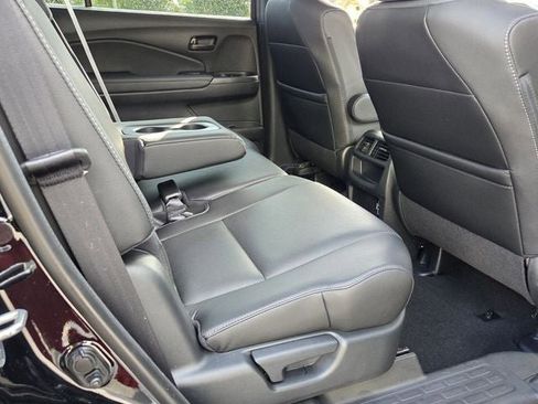 Used 2023 Honda Passport EX-L image 21