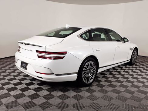 Certified 2024 Genesis G80 AWD/4WD image 4
