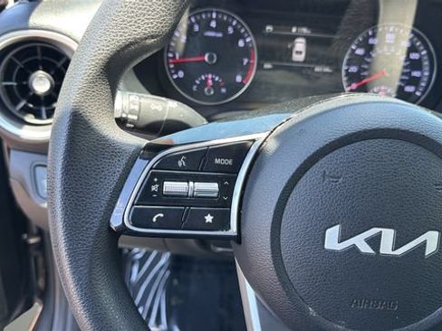 Used 2024 Kia Forte LXS FWD image 22