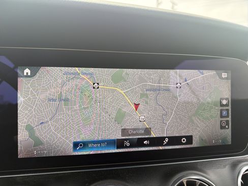 Used 2023 Mercedes-Benz E 450 Cabriolet image 29