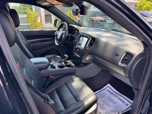 Used 2018 Dodge Durango R/T w/ Blacktop Package AWD/4WD image 18