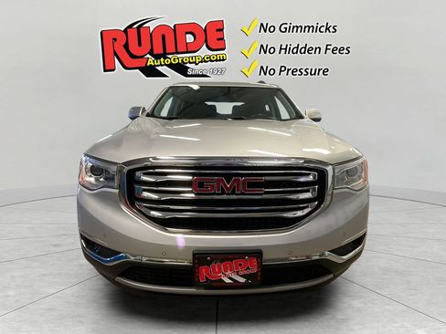 Used 2018 GMC Acadia SLT image 9