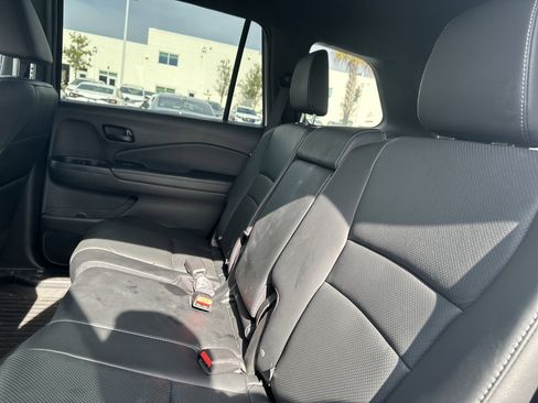 Certified 2023 Honda Passport EX-L image 9