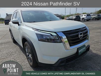 Used 2024 Nissan Pathfinder SV