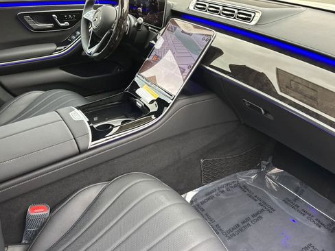 New 2026 Mercedes-Benz S 500 4MATIC image 14