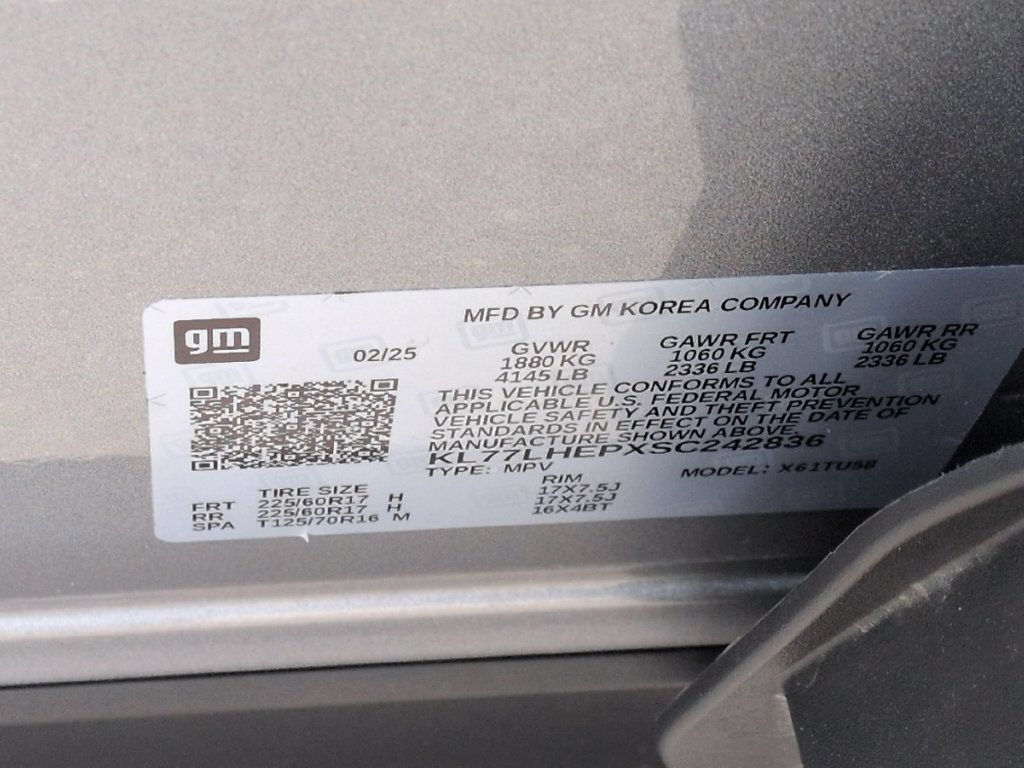 Used 2025 Chevrolet Trax LT w/ LT Convenience Package FWD image 35