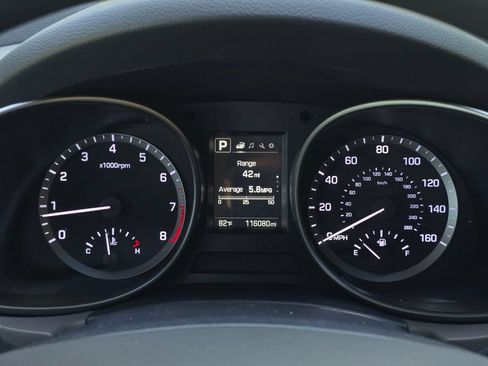 Used 2018 Hyundai Santa Fe SE FWD image 30