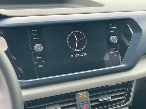 Certified 2023 Volkswagen Taos SE FWD image 19