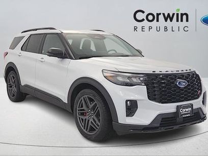 New 2026 Ford Explorer ST w/ Sun And Sound Package