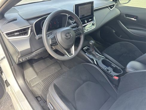 Used 2026 Toyota Corolla SE image 11