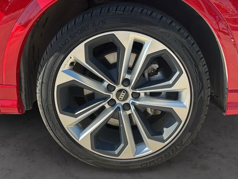 Used 2022 Audi Q3 2.0T Premium Plus w/ Premium Plus Package AWD/4WD image 32