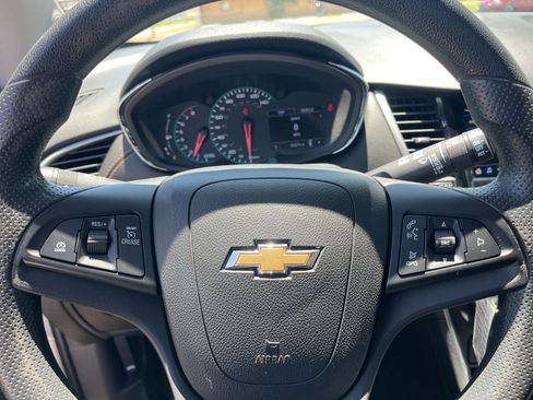 Used 2020 Chevrolet Trax LS w/ Tint and Cruise Package FWD image 13