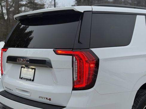 Used 2023 GMC Yukon AT4 image 11