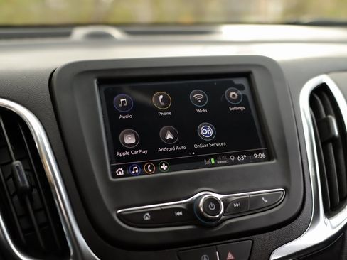 Used 2024 Chevrolet Equinox LT w/ LPO, Floor Liner Package image 13