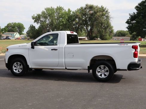 Used 2021 Chevrolet Silverado 1500 W/T w/ WT Value Package AWD/4WD image 9