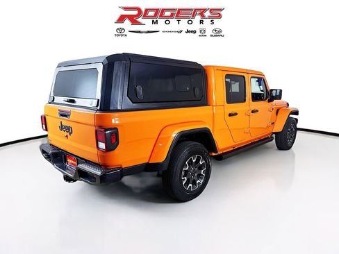 Certified 2025 Jeep Gladiator Sport w/ Premium Package AWD/4WD image 8