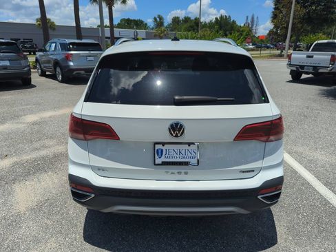 Used 2022 Volkswagen Taos SEL AWD/4WD image 7