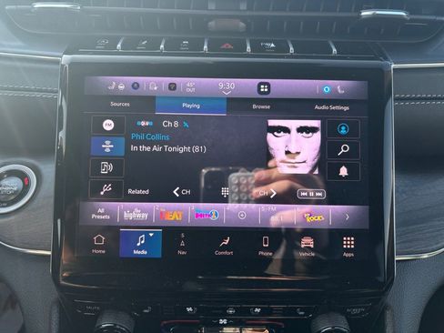 New 2025 Jeep Grand Cherokee Overland w/ Adv Protech Group III AWD/4WD image 17