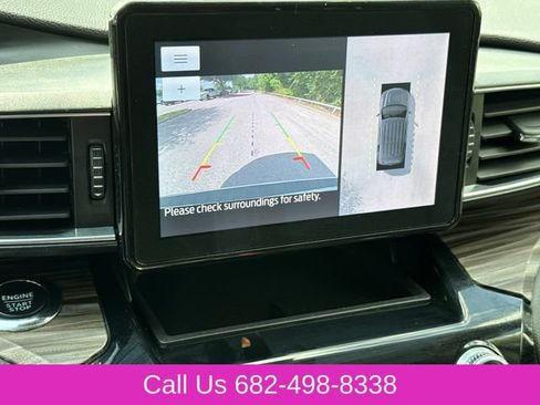 Used 2023 Ford Explorer Limited AWD/4WD image 27
