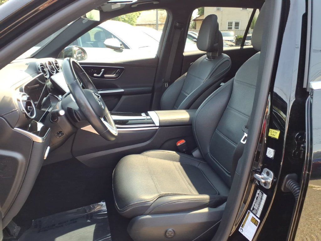 Used 2023 Mercedes-Benz GLC 300 4MATIC image 19