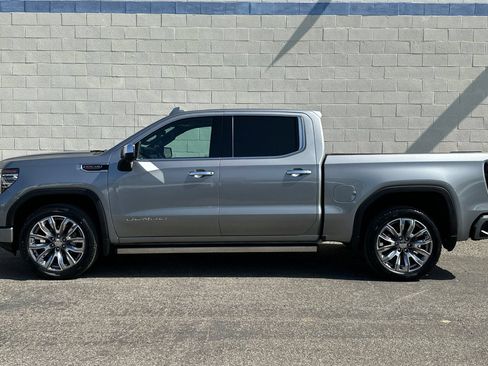 Used 2023 GMC Sierra 1500 Denali w/ Denali Reserve Package AWD/4WD image 7