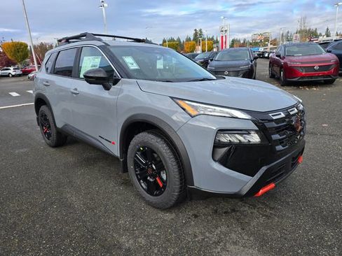 New 2026 Nissan Rogue SV image 3