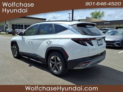 Used 2025 Hyundai Tucson SEL FWD image 3