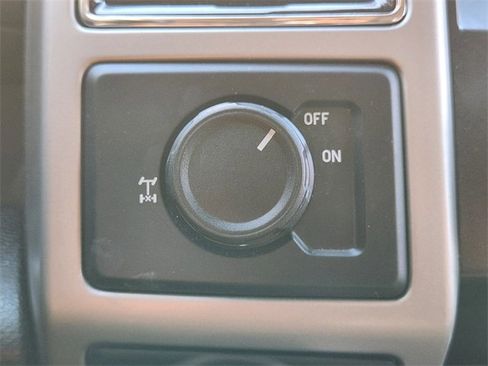 Used 2019 Ford F150 Lariat w/ Equipment Group 502A Luxury image 26