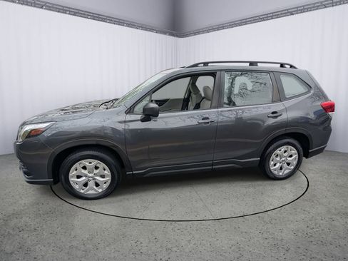 Used 2023 Subaru Forester image 5