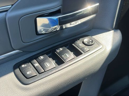 Used 2019 RAM 1500 Big Horn AWD/4WD image 24
