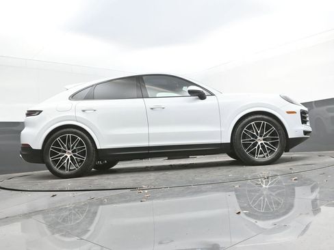 New 2026 Porsche Cayenne Coupe image 33
