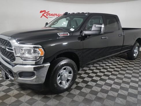 New 2024 RAM 2500 Tradesman w/ Towing Technology Group image 3