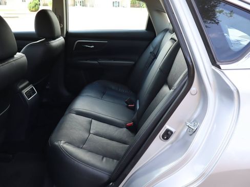 Used 2018 Nissan Altima 2.5 SL FWD image 20