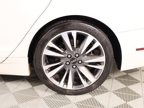 Used 2017 Lincoln MKZ Select w/ Technology Package image 17