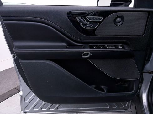 Used 2020 Lincoln Aviator Reserve w/ Equipment Group 201A image 18