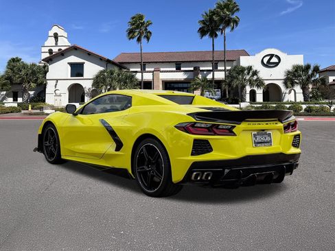 Used 2024 Chevrolet Corvette Stingray Convertible w/ 1LT RWD image 4