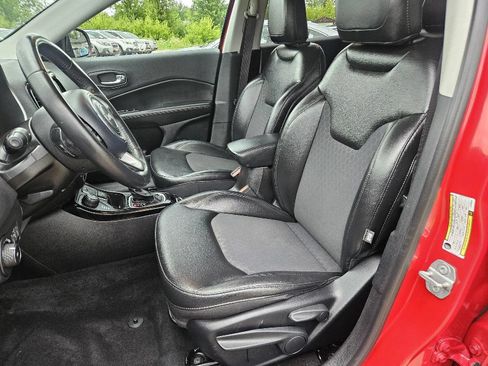 Used 2018 Jeep Compass Latitude AWD/4WD image 11